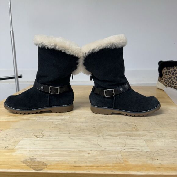 UGG Nessa Black Suede Boots Fur Trim Buckle Warm Kids School Comfy Zip size 2 - Picture 4 of 12